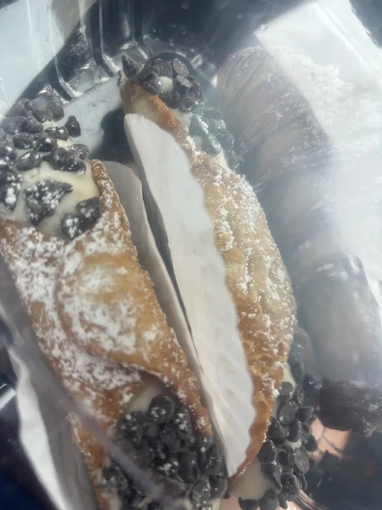 Cannoli